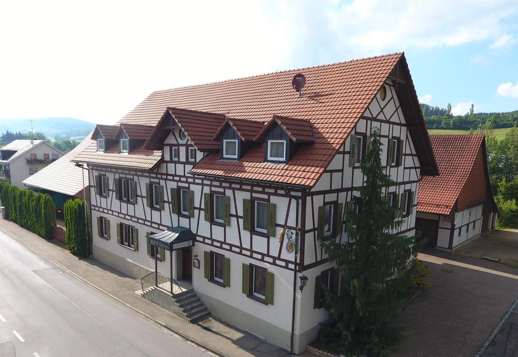Landgasthof Sternen Hotel Deggenhausertal Exterior foto