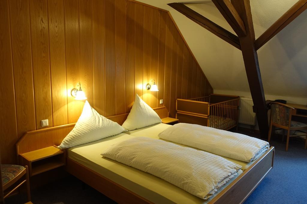 Landgasthof Sternen Hotel Deggenhausertal Exterior foto